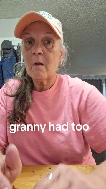 @granny at kitchen table 🎼🎵❌️
