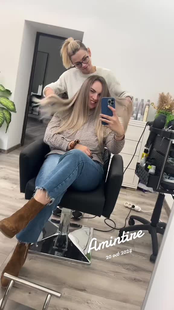 @D&icirc;rlă ( VLADU) Rebecca