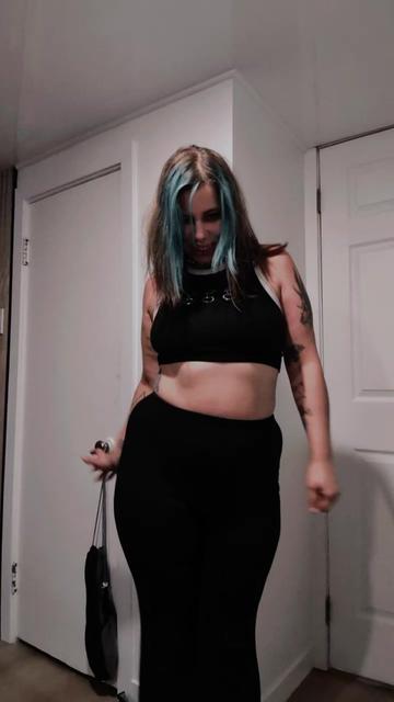 @buzzedqueen