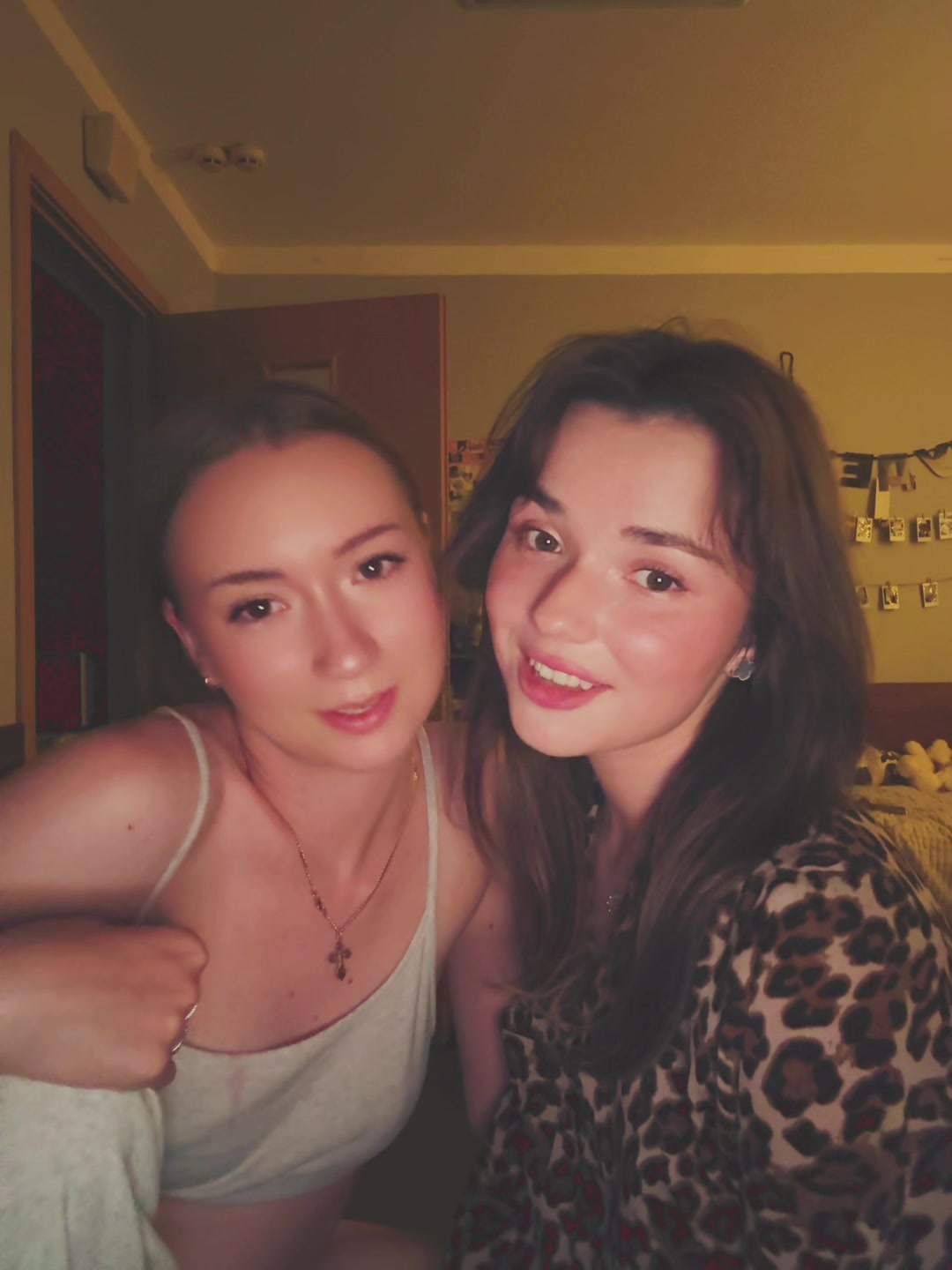 @викусик^