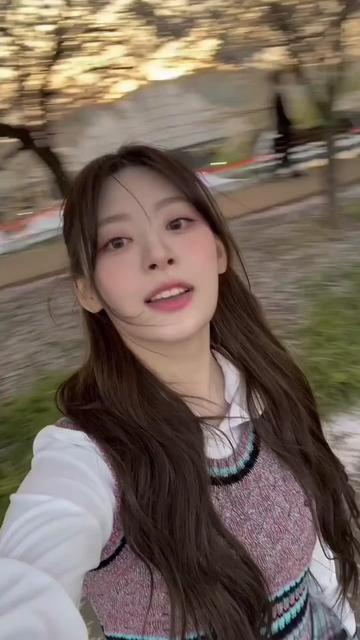 @nb.1 jeongeun fan