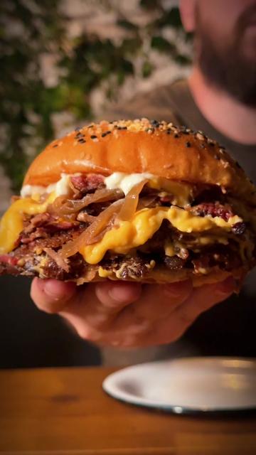 @Good House Burger