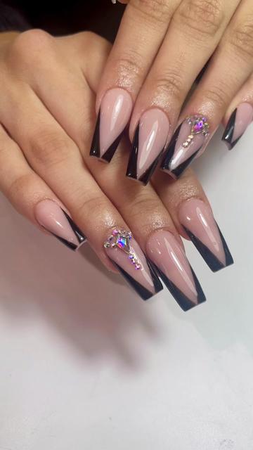 @BOREHAMWOOD NAILS