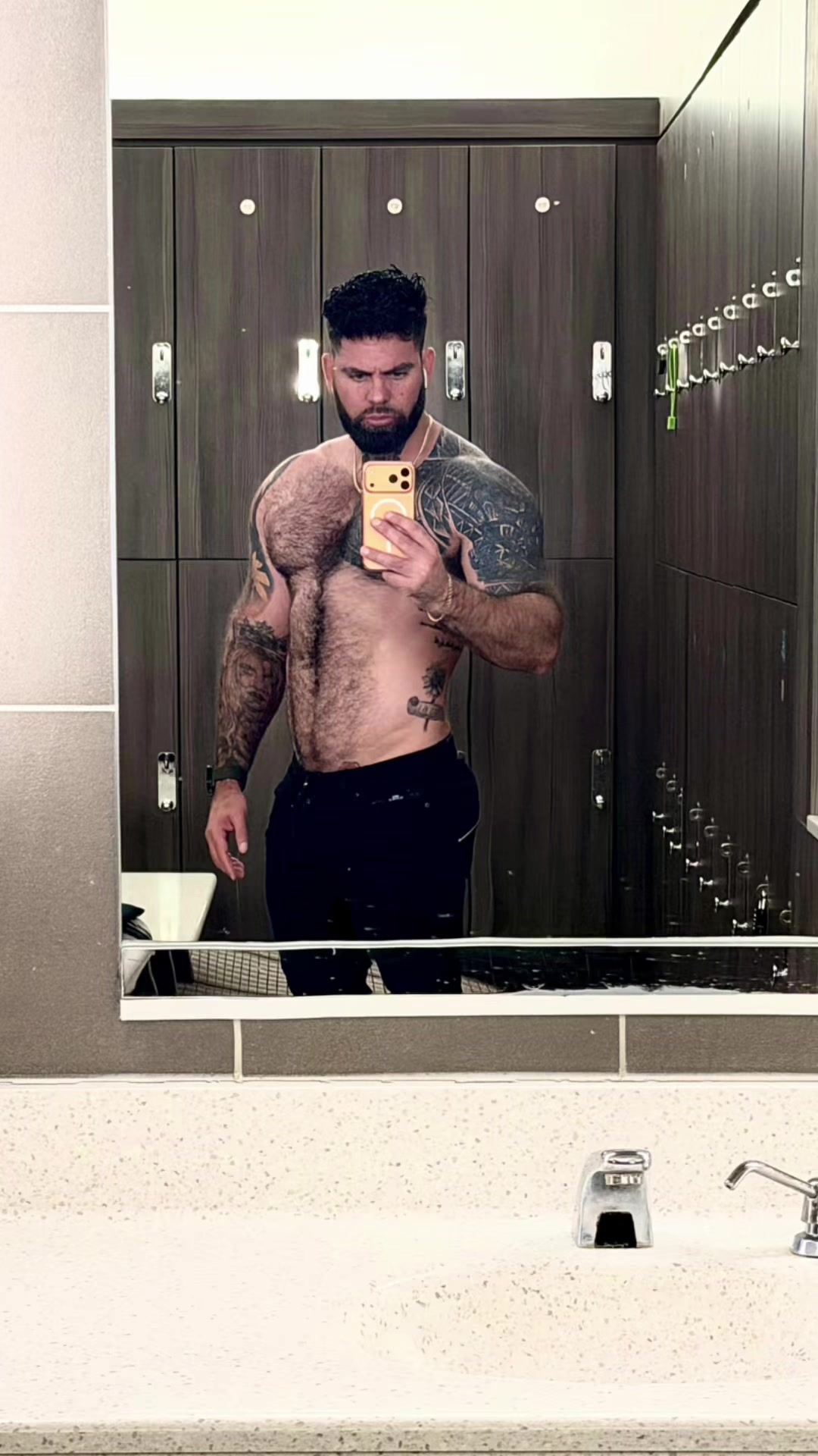 @Ojitos