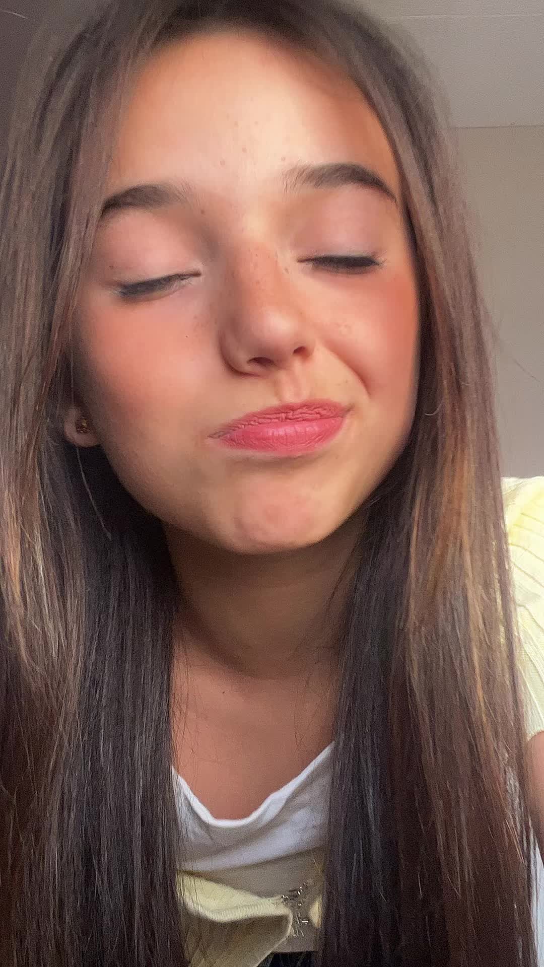 @VALERIA REBOLLO
