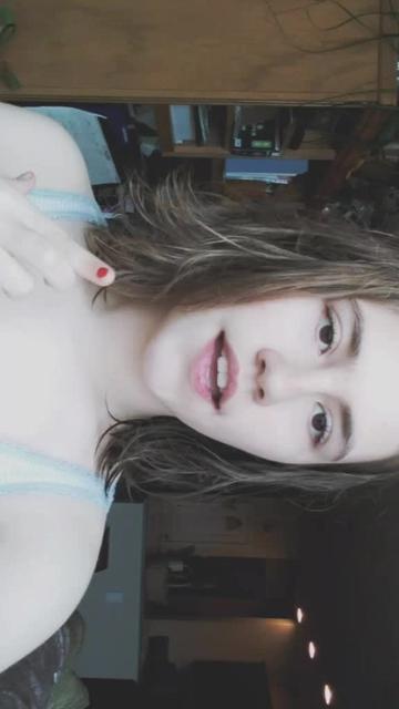 @🌻єmαlєє🌻
