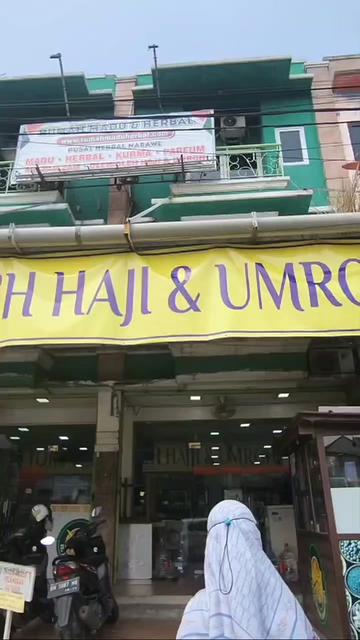 @Rumah Madu Herbal Cikarang