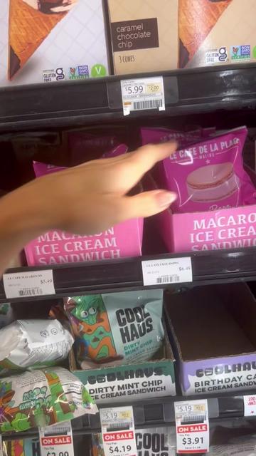 @LE CAFE PLAGE MALIBU