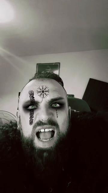 @Official_Gaz_