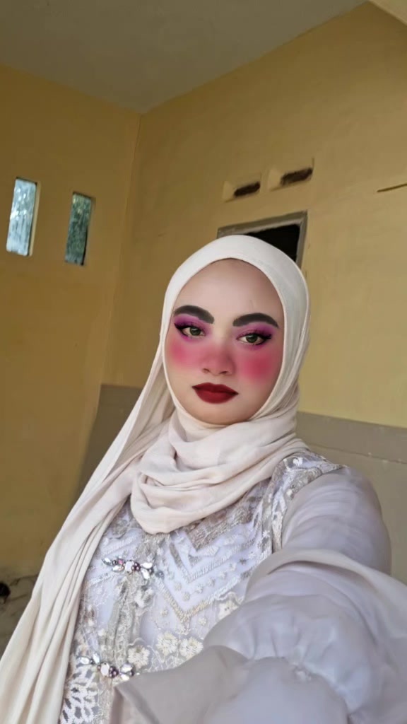 @Ayaa🦋