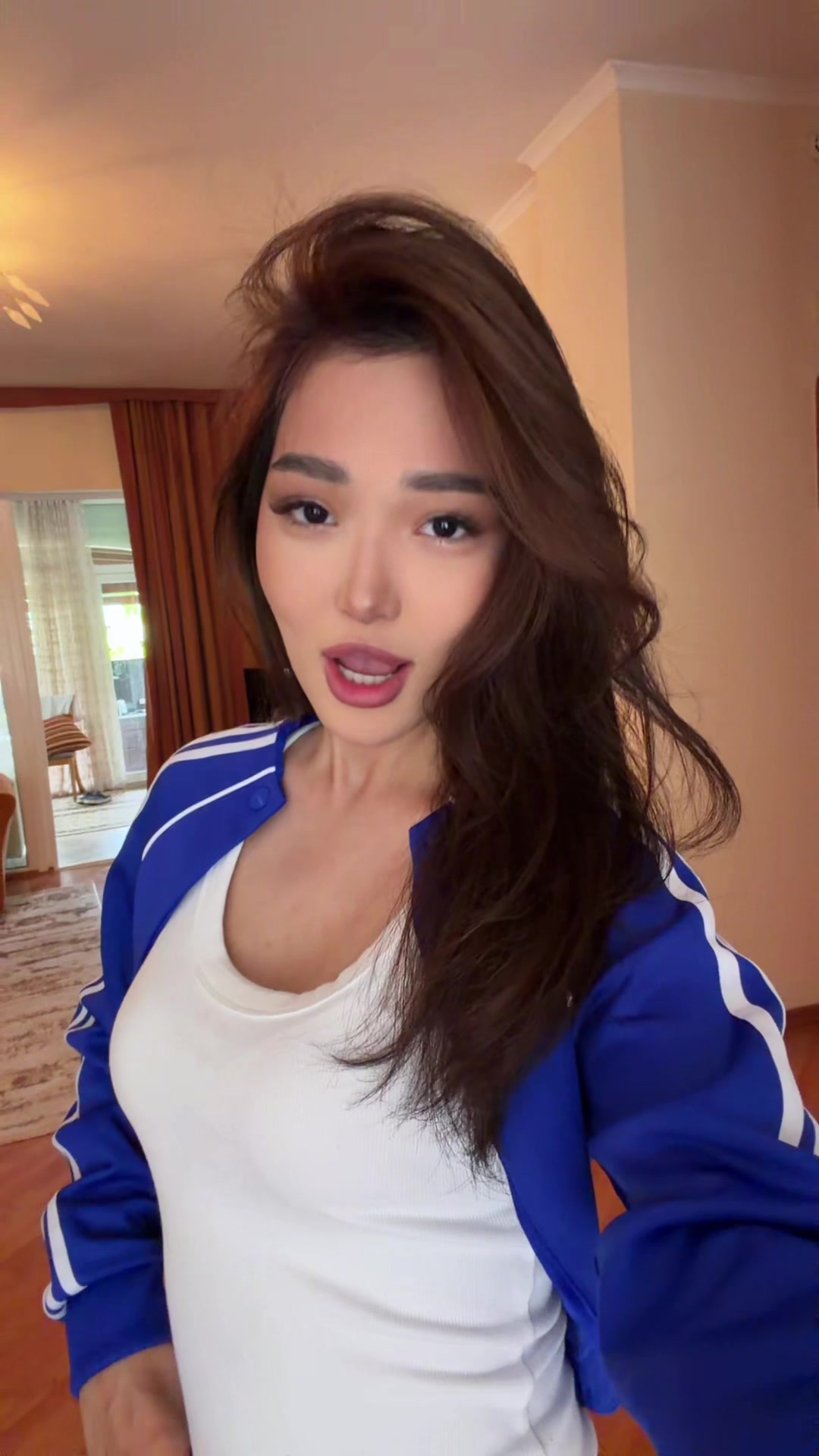 @Aiyma