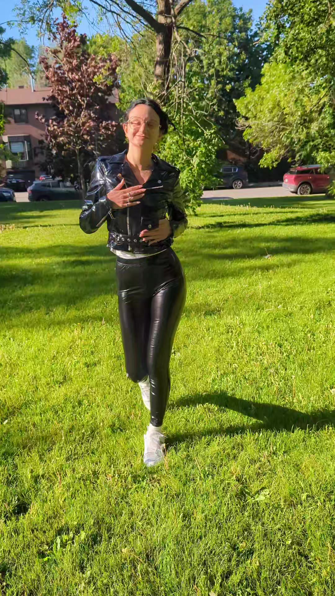 @saint_decadence