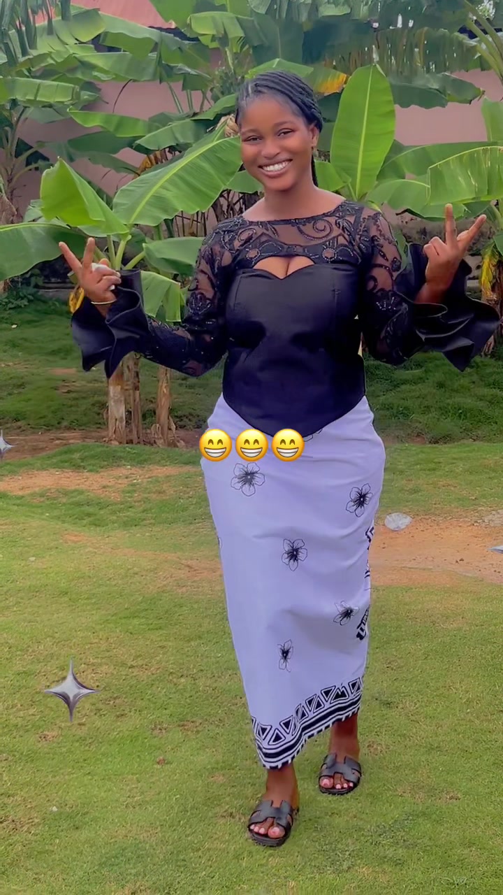 @Pretty Afia 😍❤️💐💋🔥