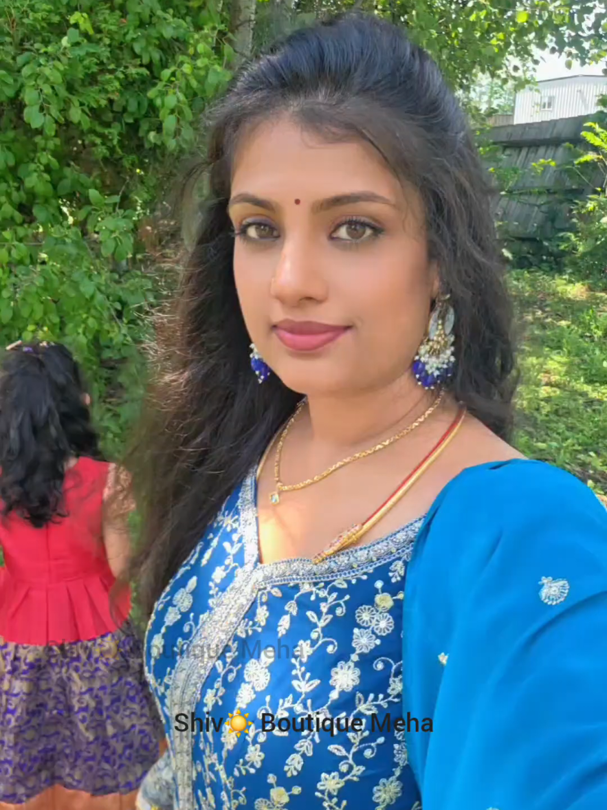 @Shiv☀️  Boutique Meha 🧿
