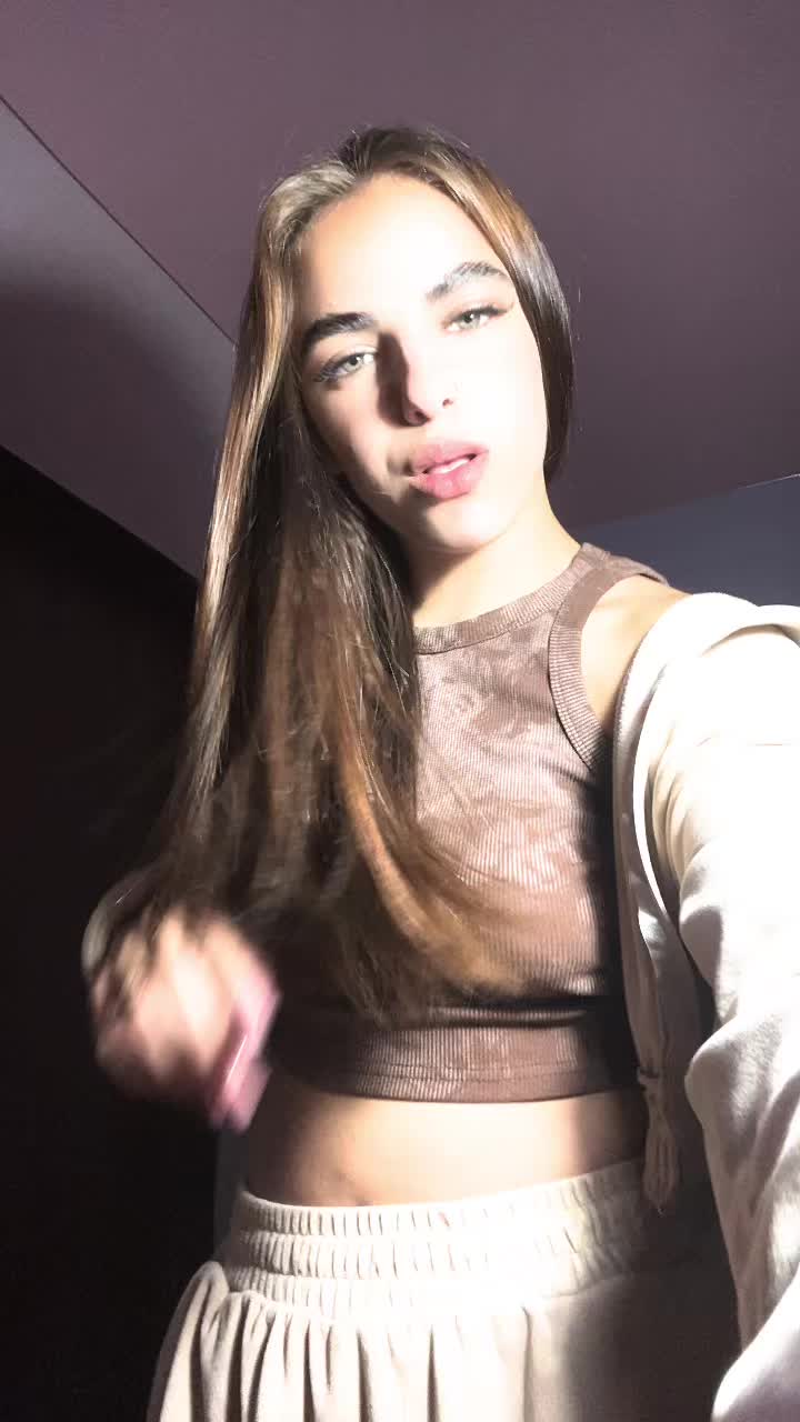 @𝓶𝓪𝓻𝔂𝓪𝓼𝓱𝓪