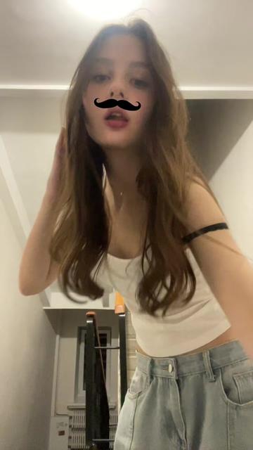 @лизя