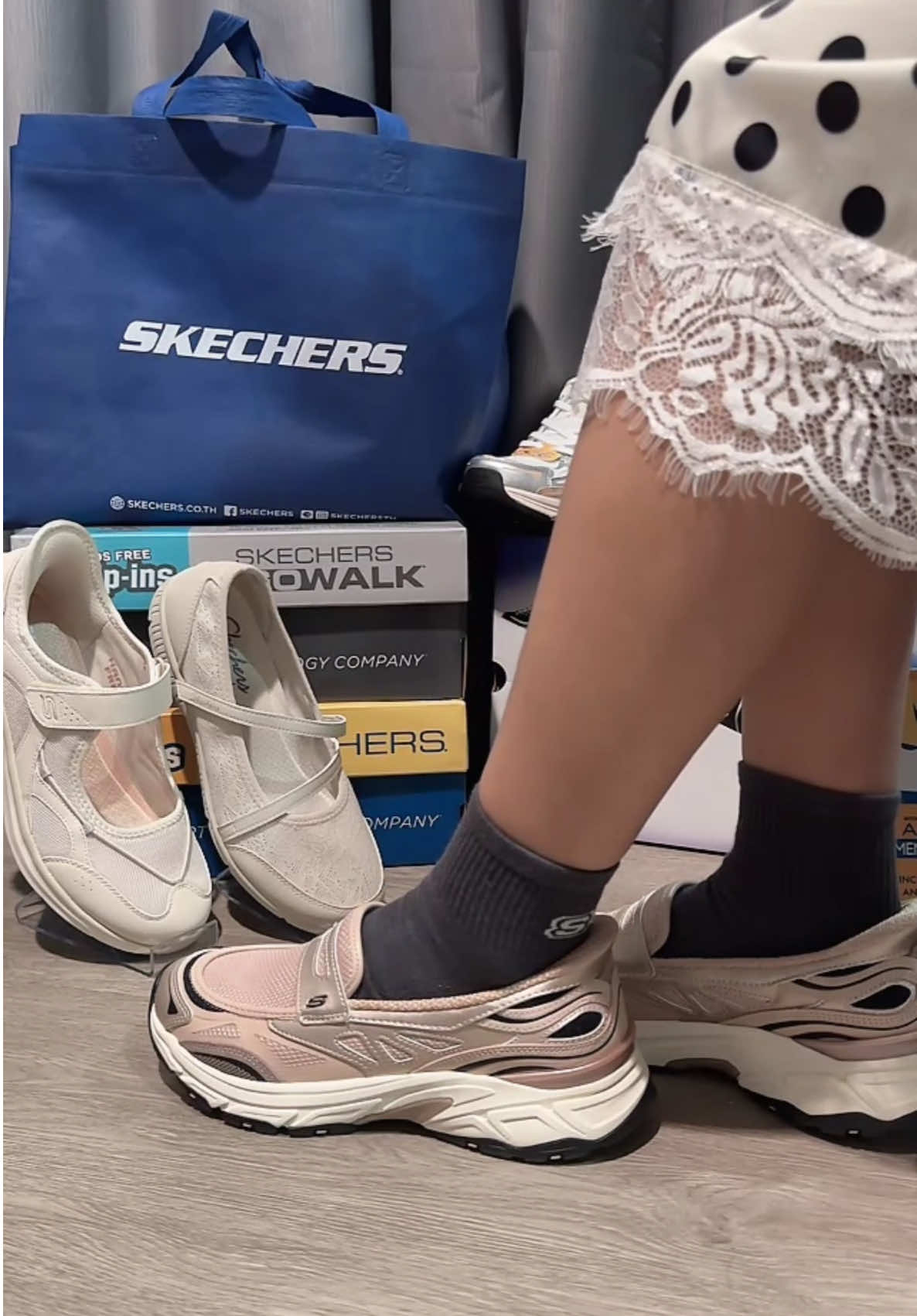 @K.S6titchSkechers