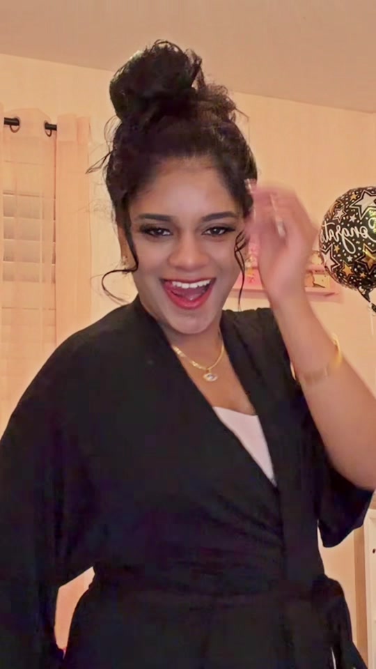 @elakiyaak