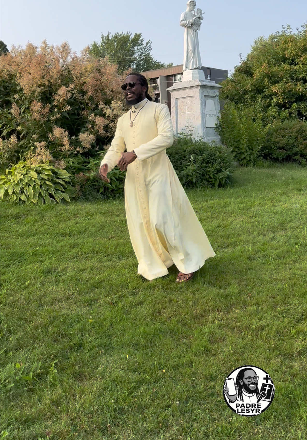 @PADRE LESYR