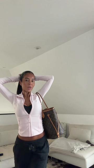 @Isse<3