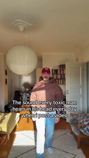@YouYou