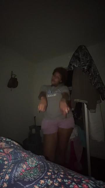 @zachues.wifey4lifey