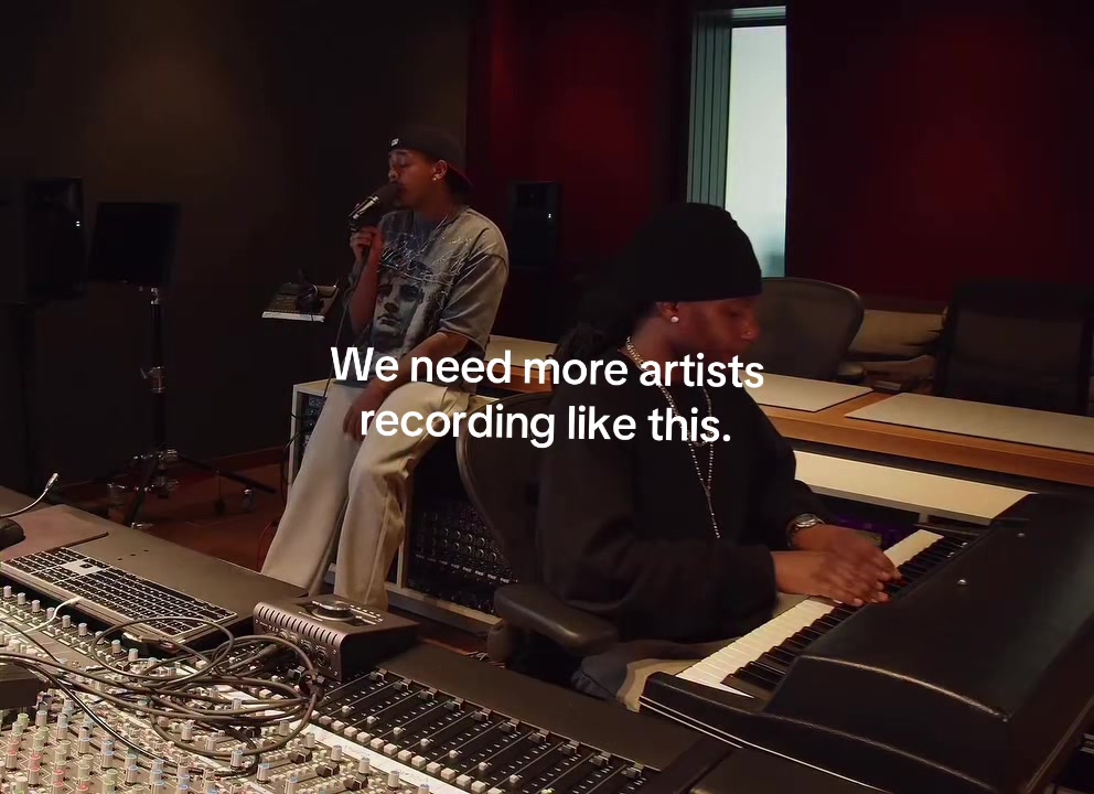 @REALEST R&B