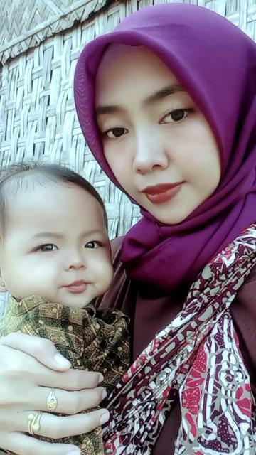 @Butiran debu🌺