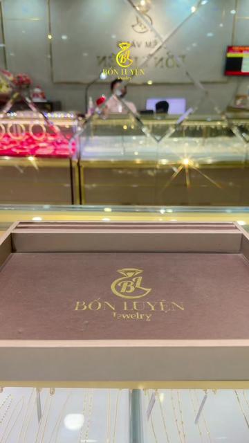 @Bốn Luyện Jewelry