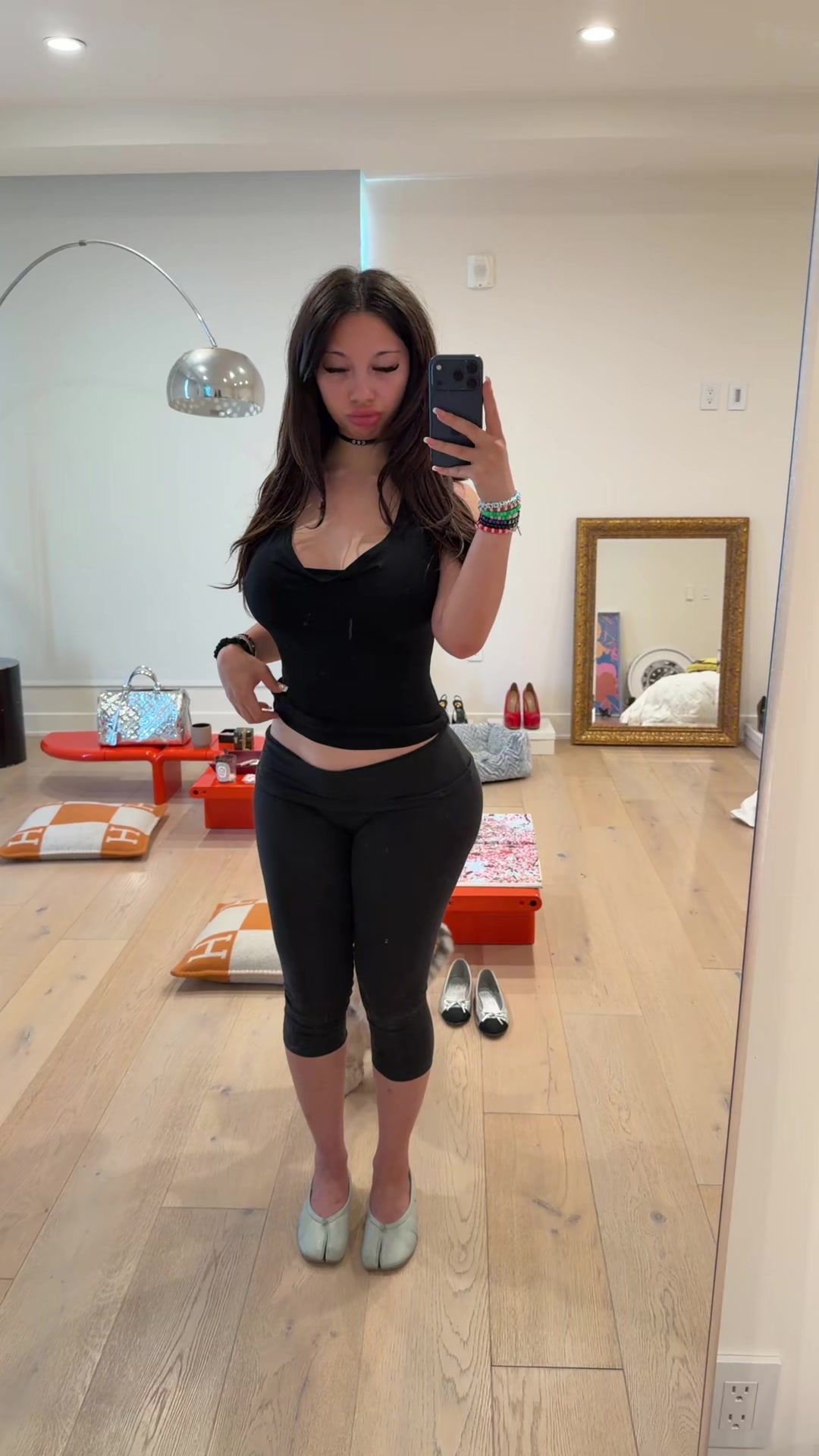 @anni
