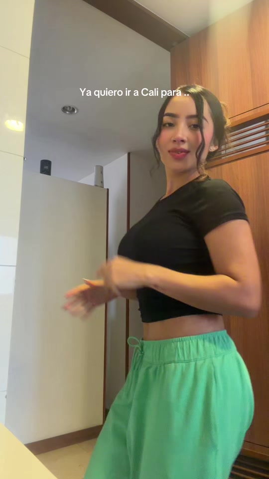 @valecadena23