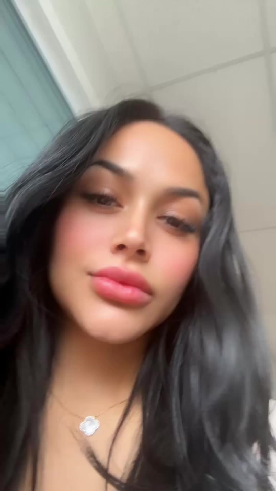 @L  I L Y