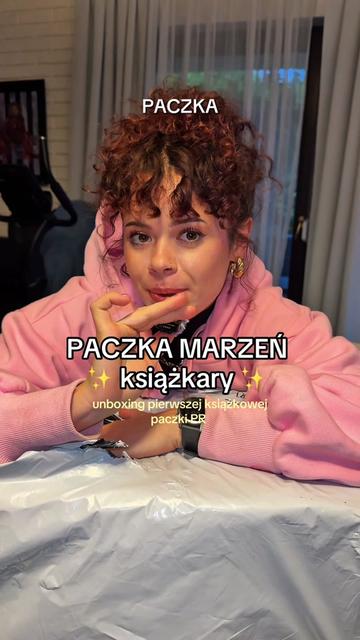 @CURLYBROWNIE• hair, GRWM •