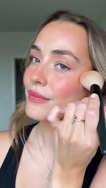 @bareMinerals