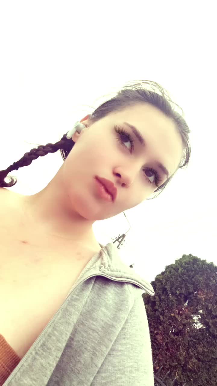 @🥀~𝓐𝓷𝓲𝓪~🥀