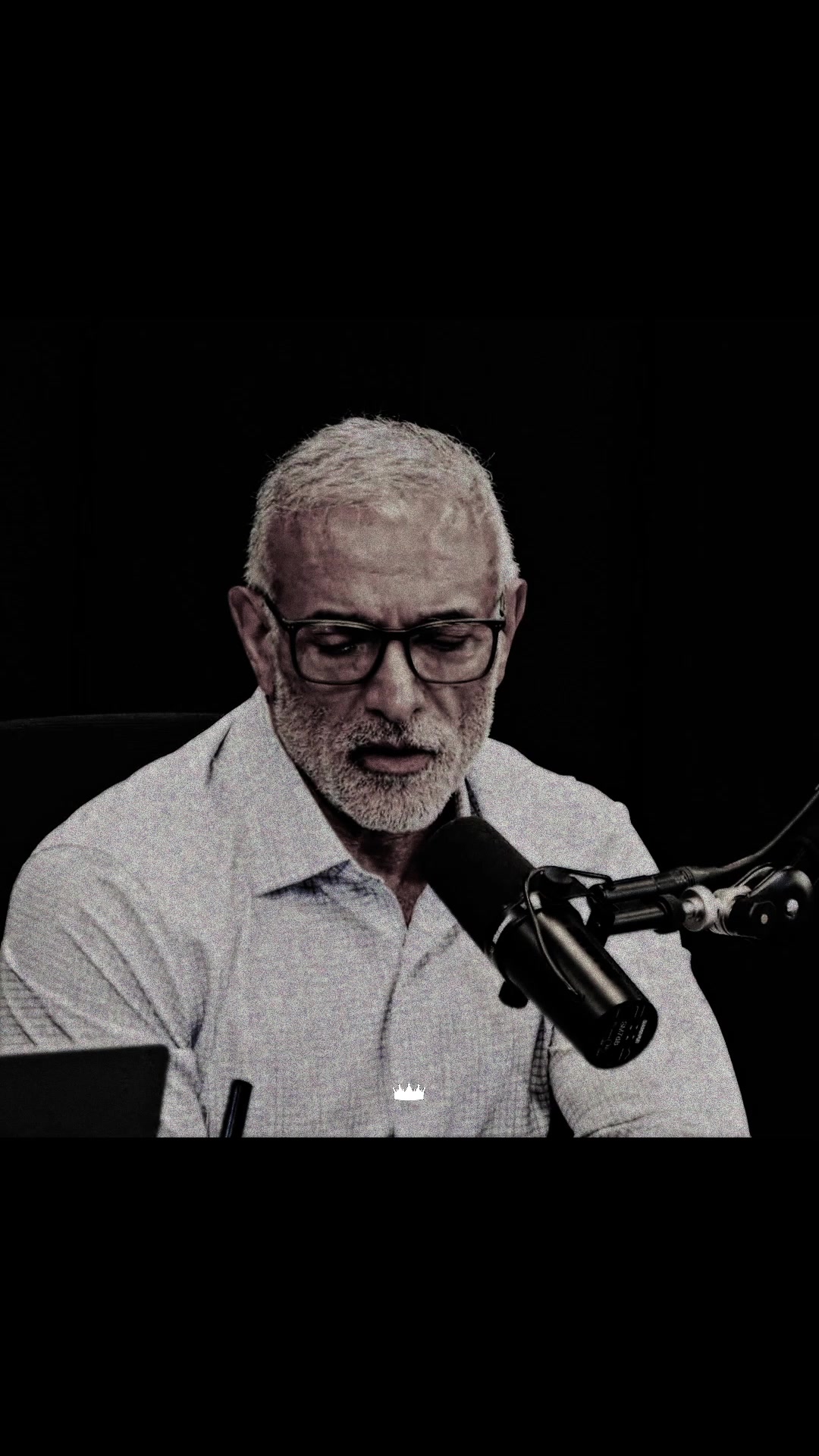 @️