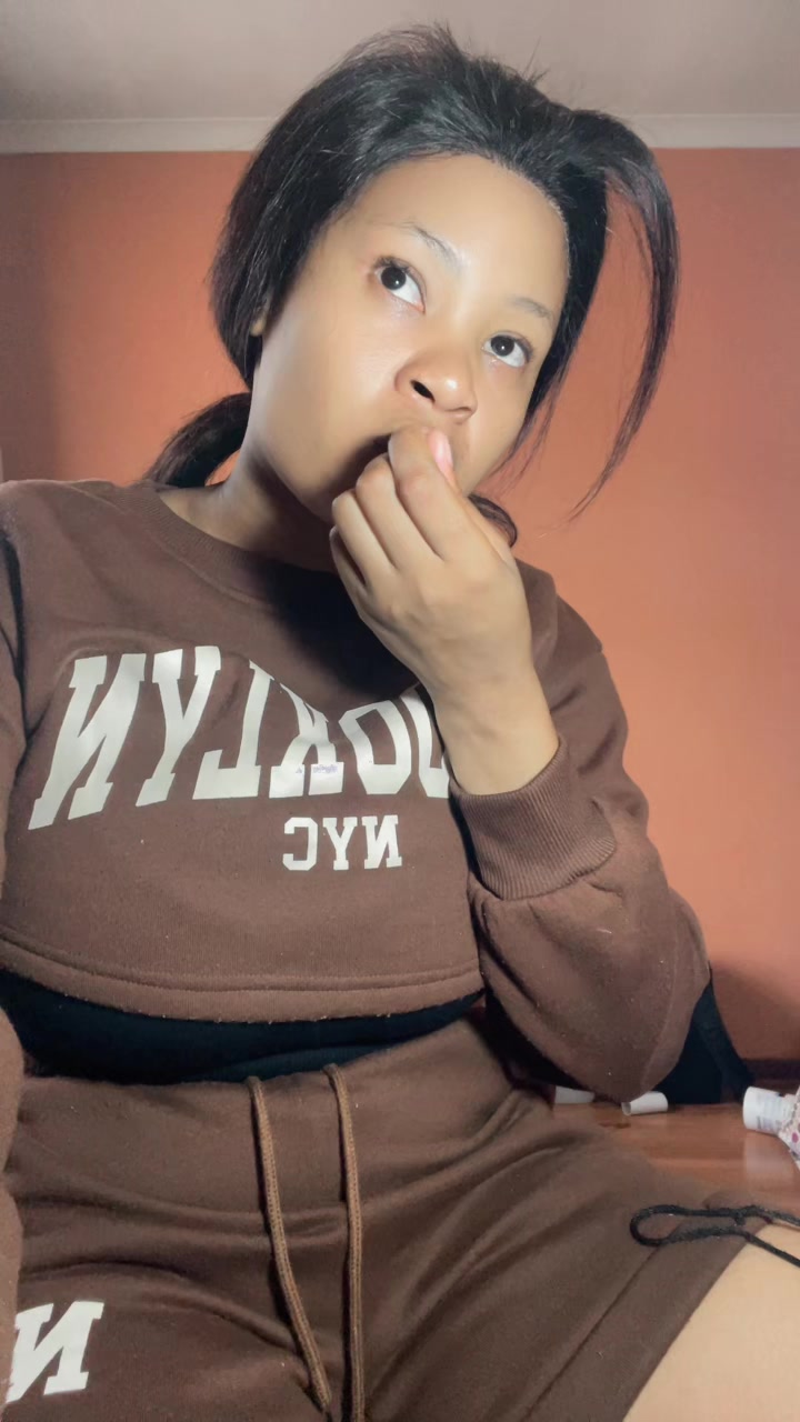 @Dinah_Phoshoko