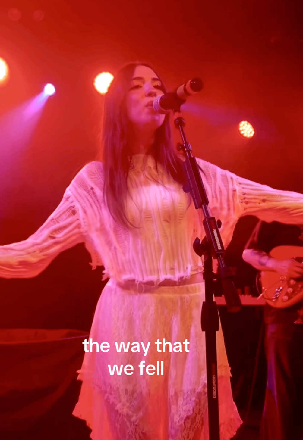 @gabriela bee⋆˚꩜｡ᯓ★