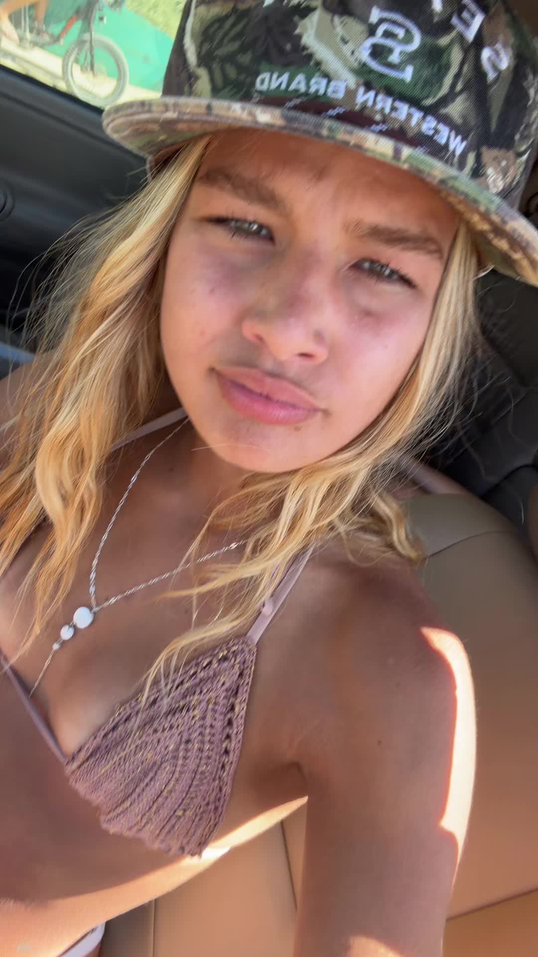 @moon_gypsy808