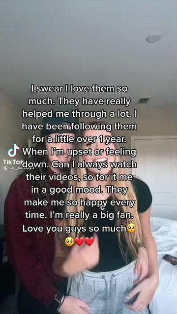 @Sarah and cindy🌈😍✨