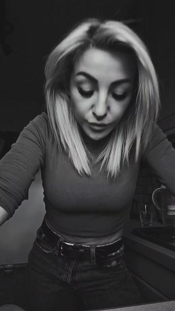 @Karolina