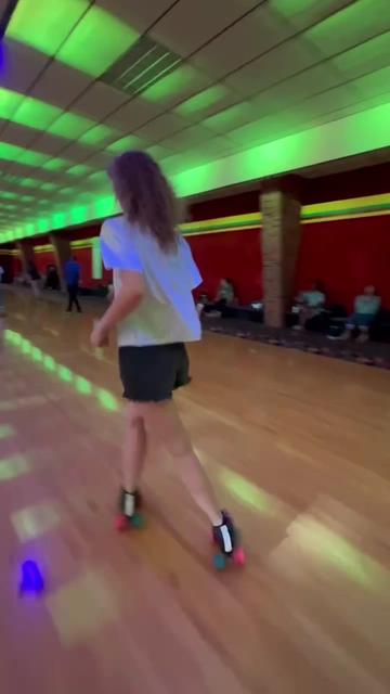 @retro_skater_girl