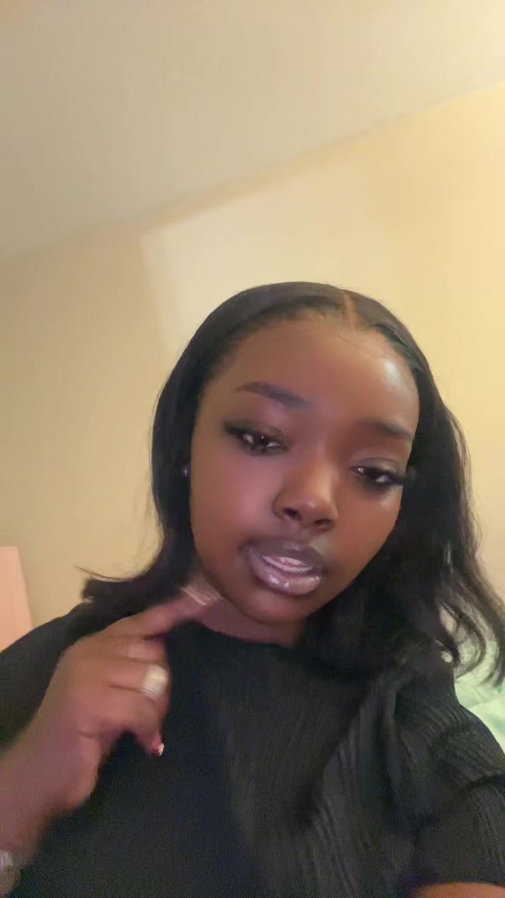 @lovelynii_