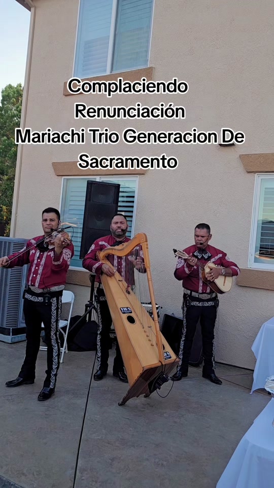 @Mariachi Trio Generación