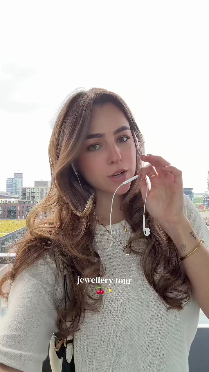 @Monika Mancini 🦋
