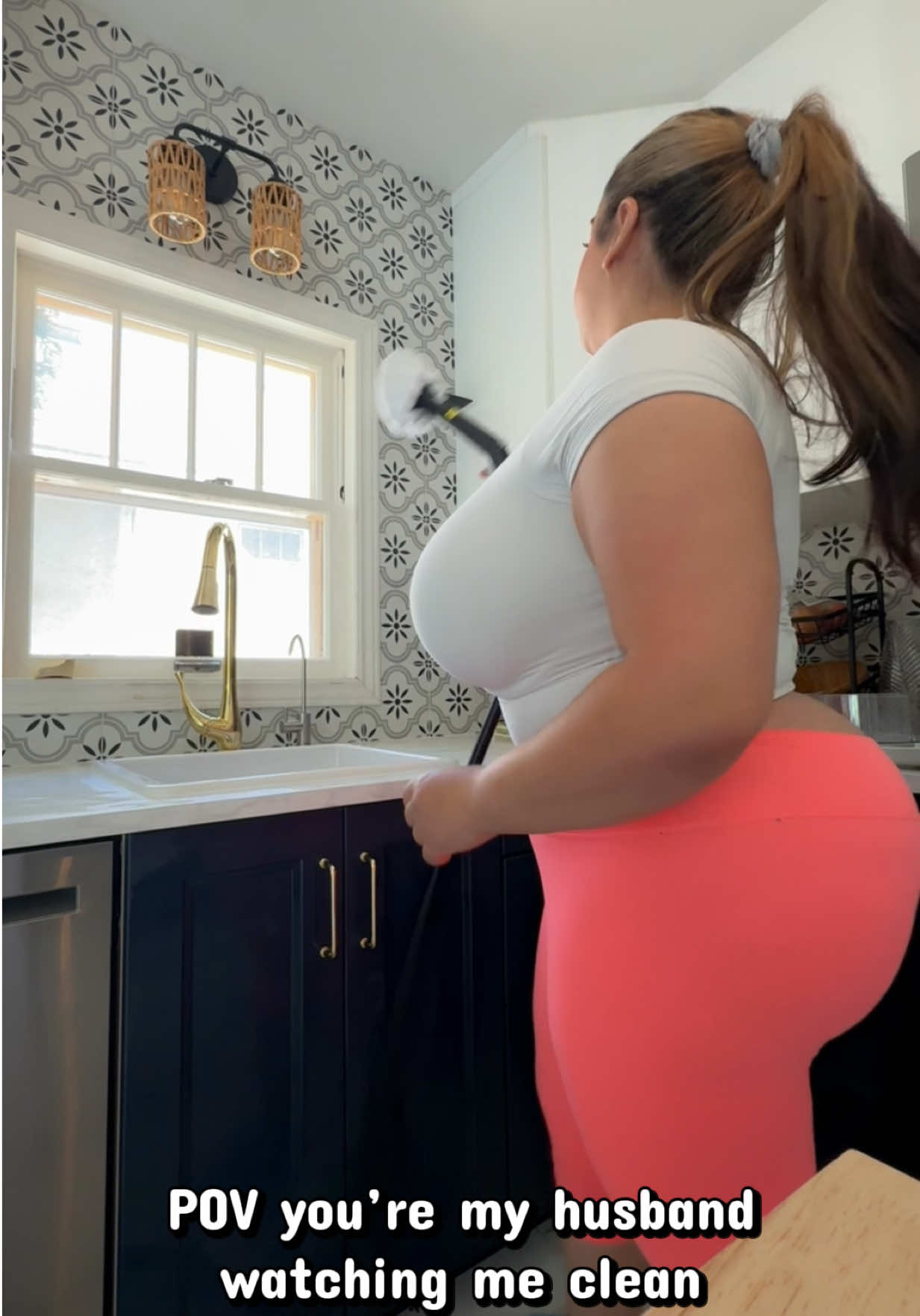 @iloveteniah