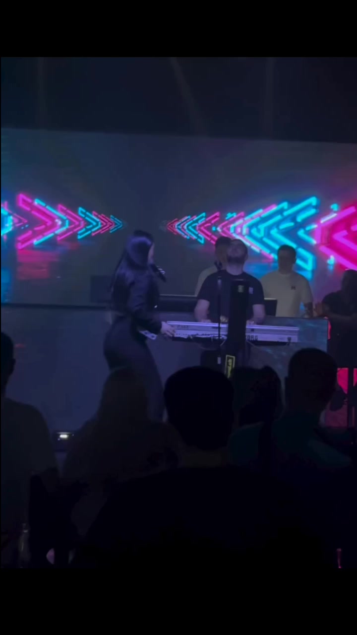@Z.M.