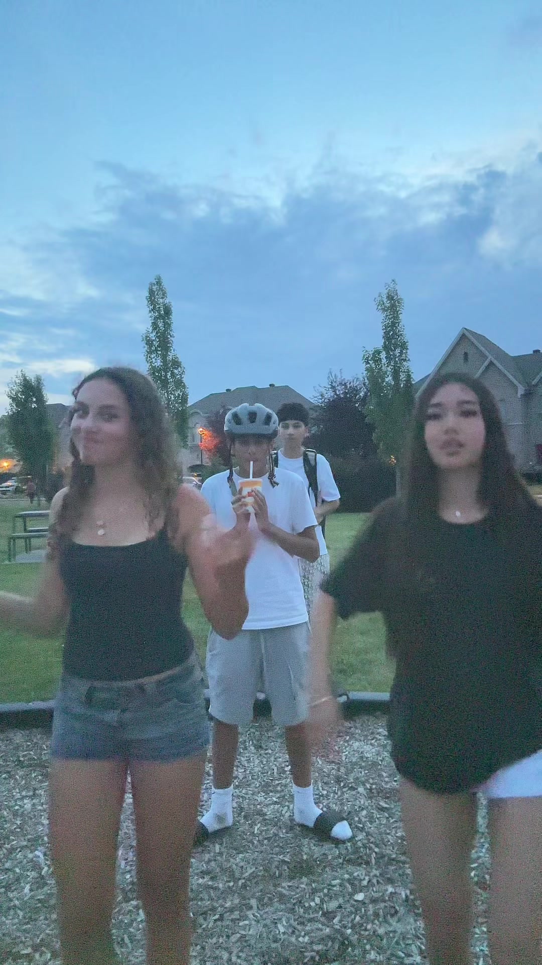 @raecywang
