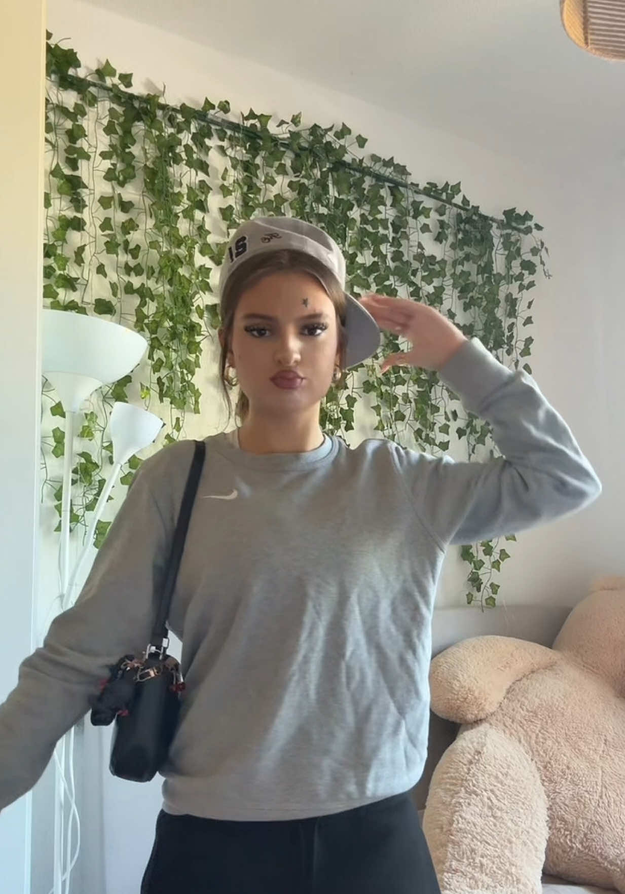 @𝐒𝐀𝐍𝐄𝐋𝐋𝐀 ☆