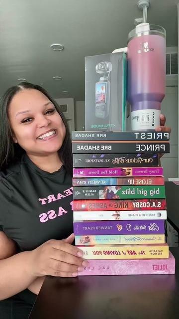 @Mae🤍📚💄